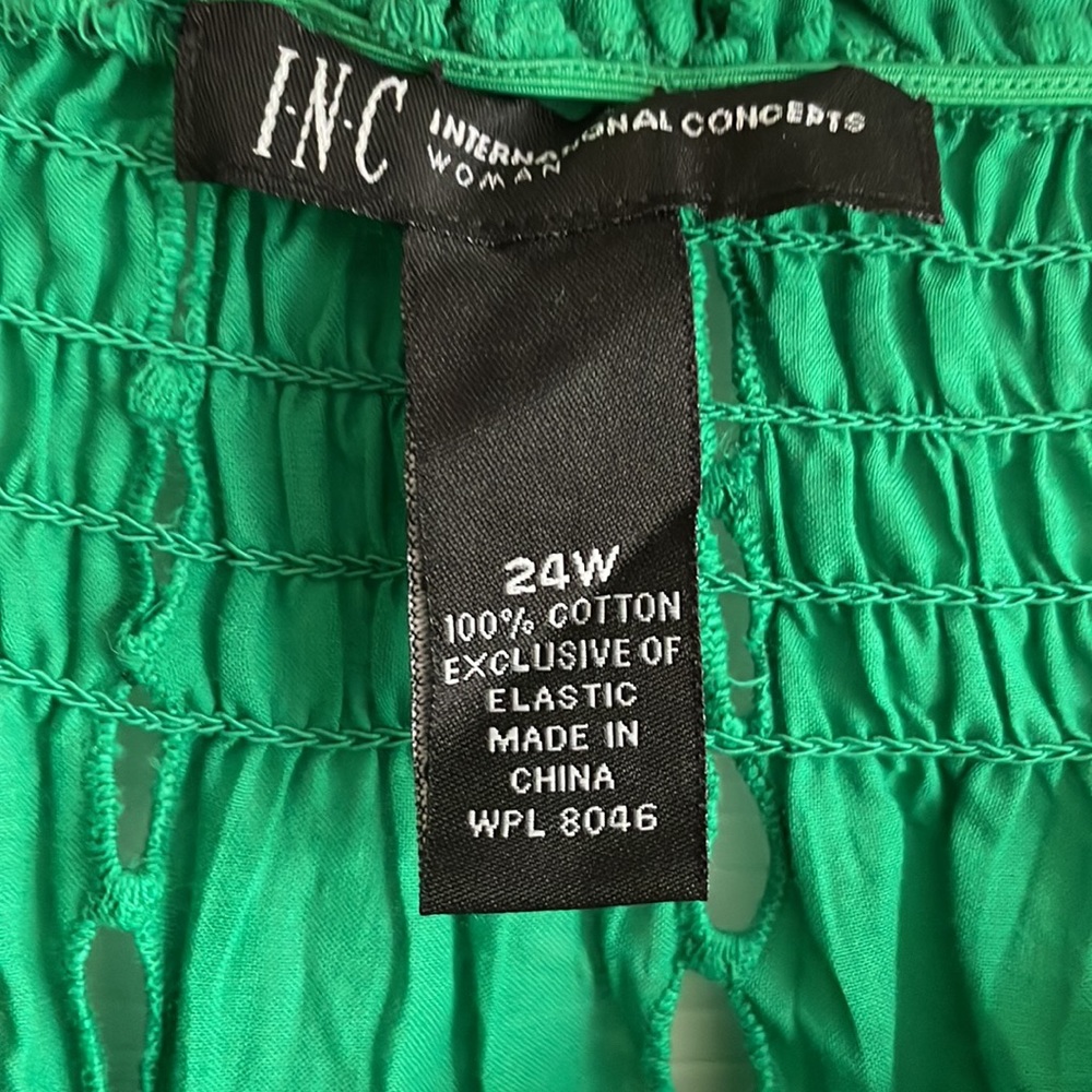 INC Women’s Crinkle Top - Picture 3 of 10